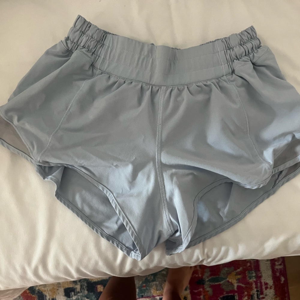 Lululemon size 6 2.5” shorts